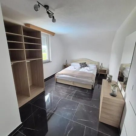 Japods Kingdom Apartment Bihac Exterior photo